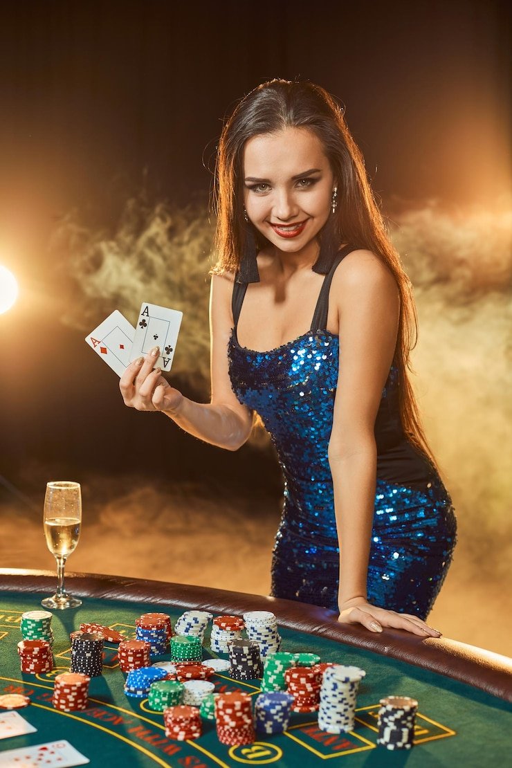 Mobile phone showing Fortune Tiger free spin round with tiger wild symbols highlighted